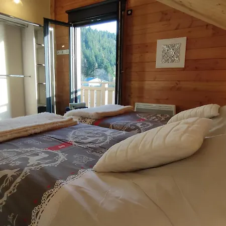 Hotel Chalet 360 L Essenti Aile, La Mauselaine 3*